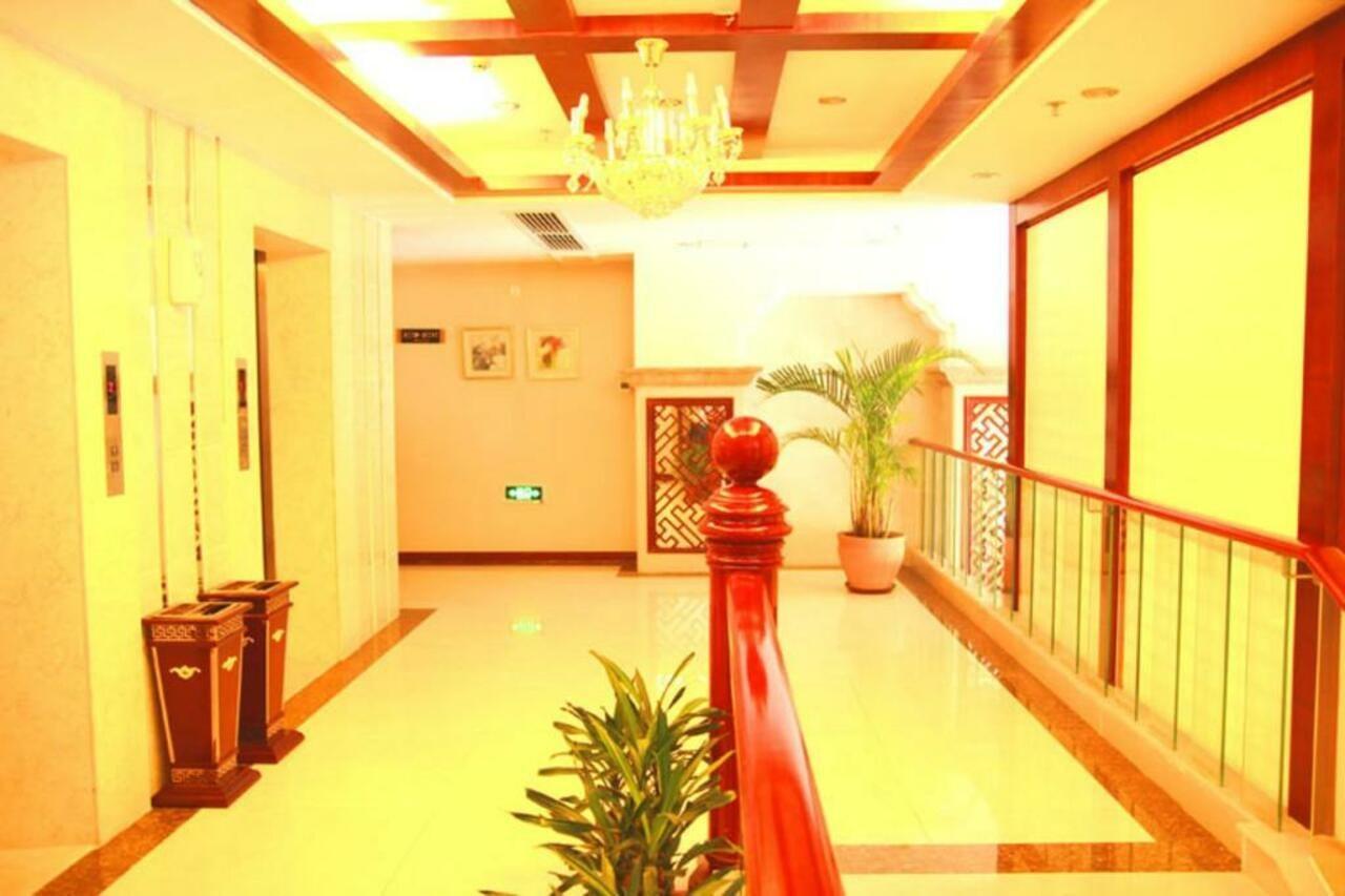 Guangzhou Yuncheng Hotel Экстерьер фото