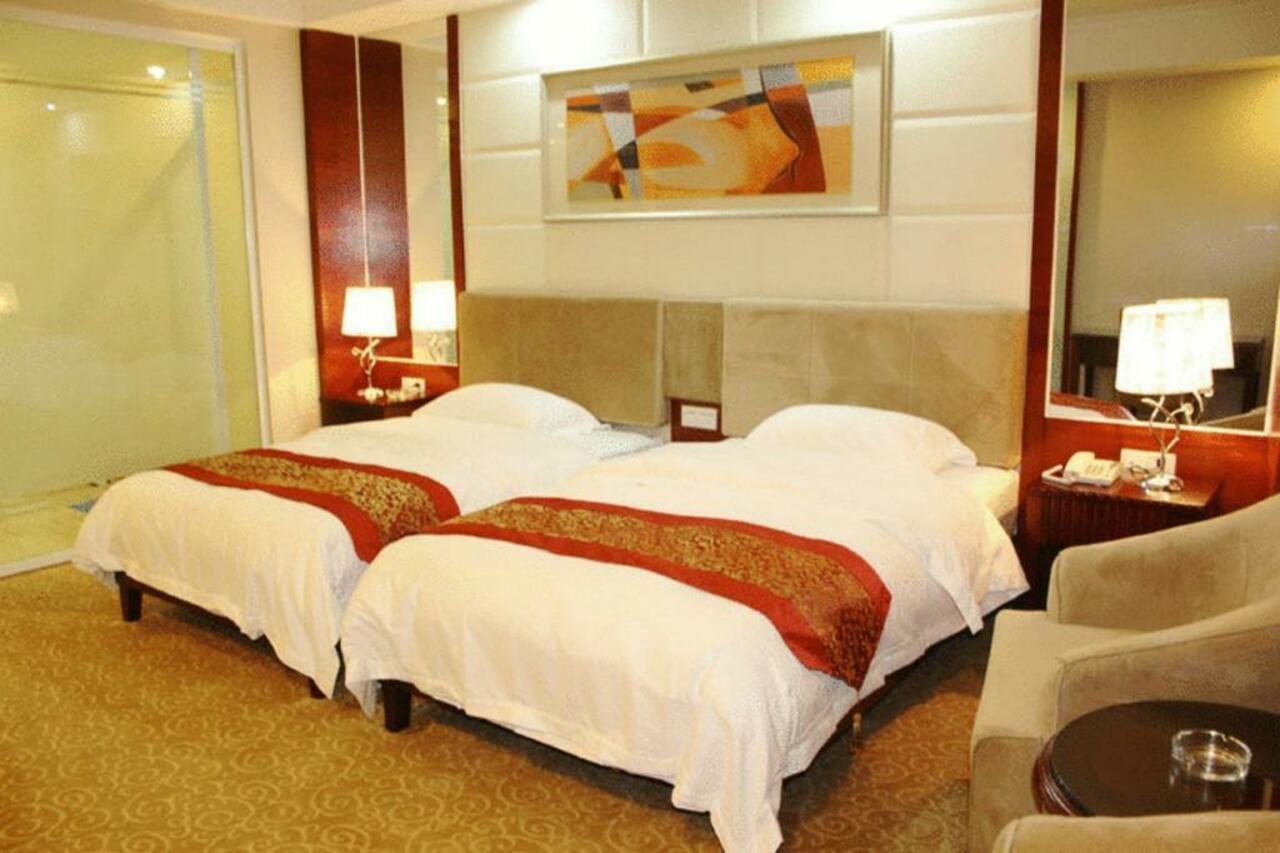 Guangzhou Yuncheng Hotel Экстерьер фото