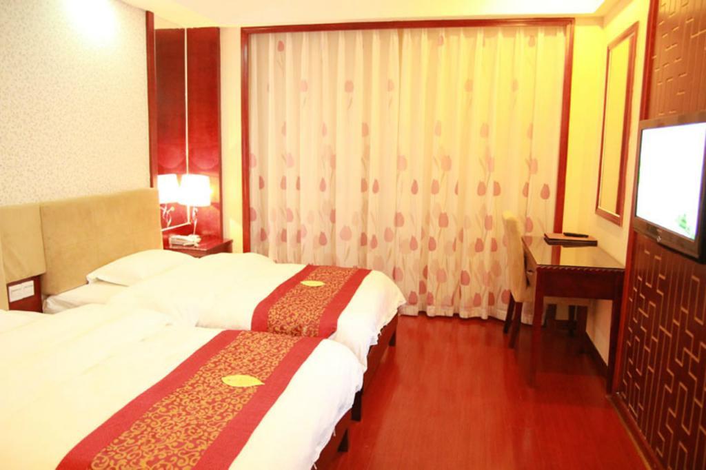 Guangzhou Yuncheng Hotel Экстерьер фото