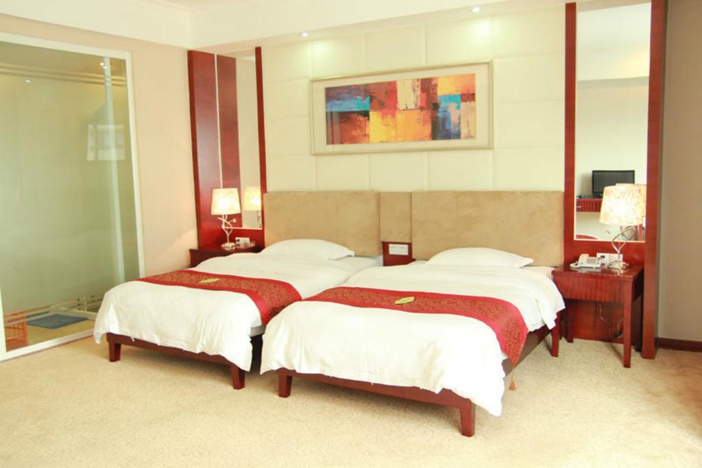 Guangzhou Yuncheng Hotel Экстерьер фото