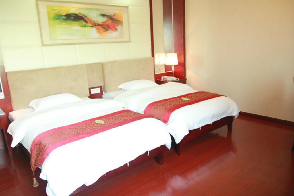 Guangzhou Yuncheng Hotel Экстерьер фото